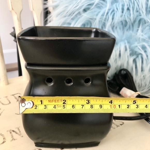 Scentsy, Classic Curve, SATIN BLACK, Full Size, Warmer, RETIRED - Picture 14 of 14